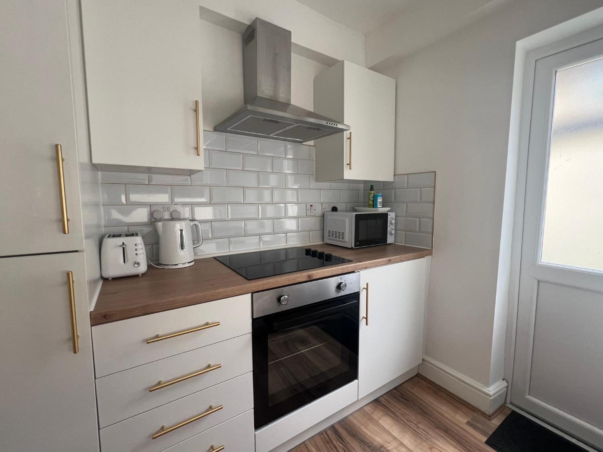 2025 Award Winner Liverpool Cherry House - 4 Bedrooms Exterior photo