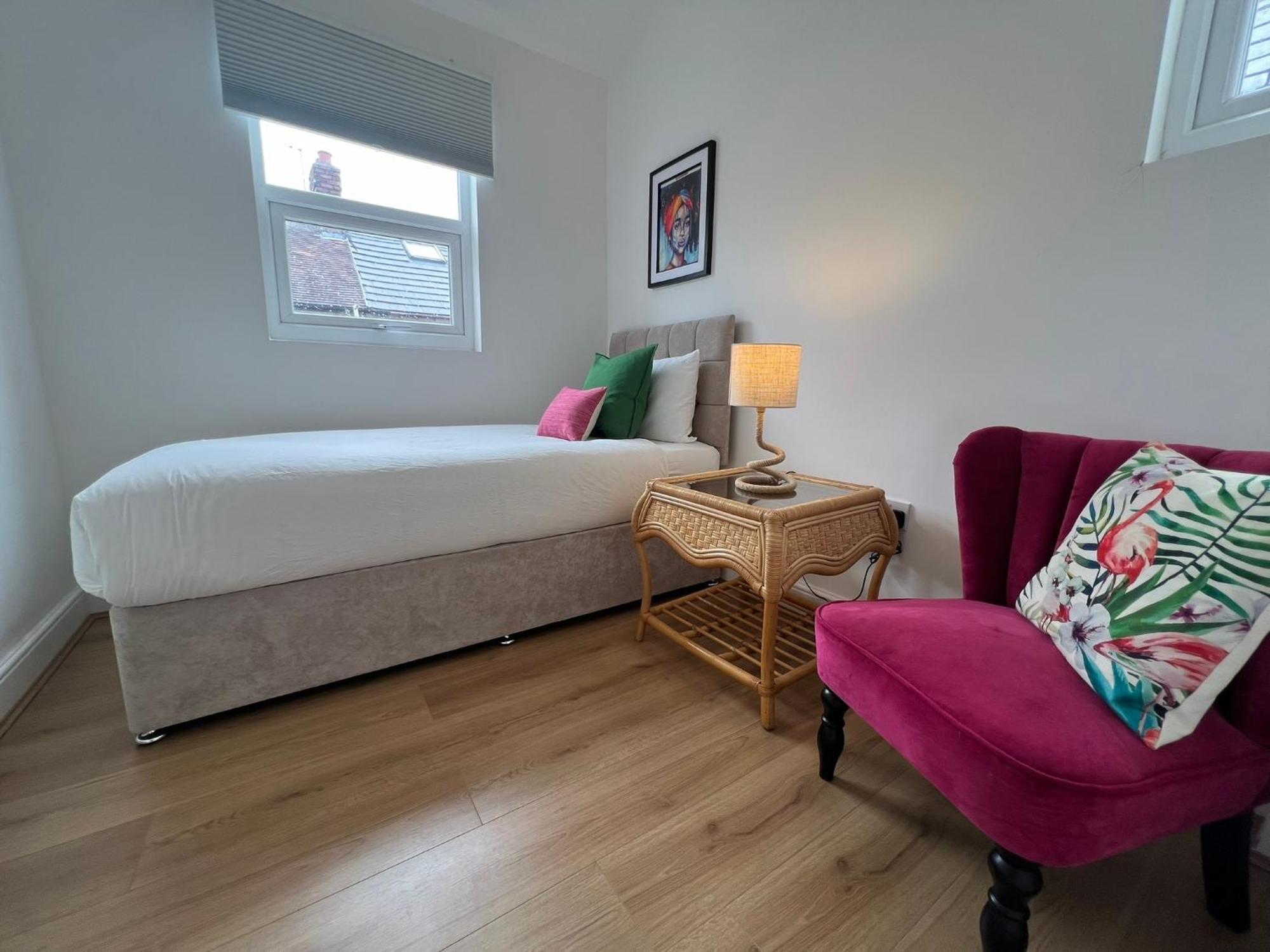 2025 Award Winner Liverpool Cherry House - 4 Bedrooms Exterior photo